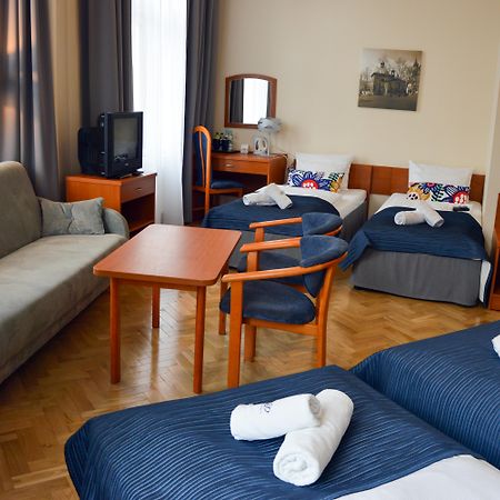 Kosmopolita Rooms Краков Экстерьер фото