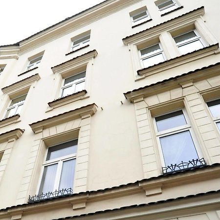 Kosmopolita Rooms Краков Экстерьер фото