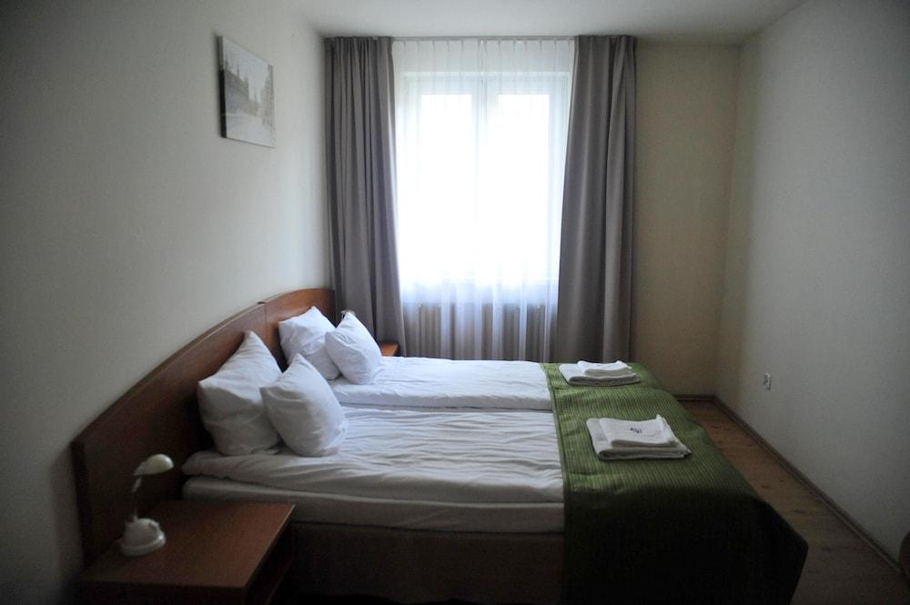 Kosmopolita Rooms Краков Экстерьер фото