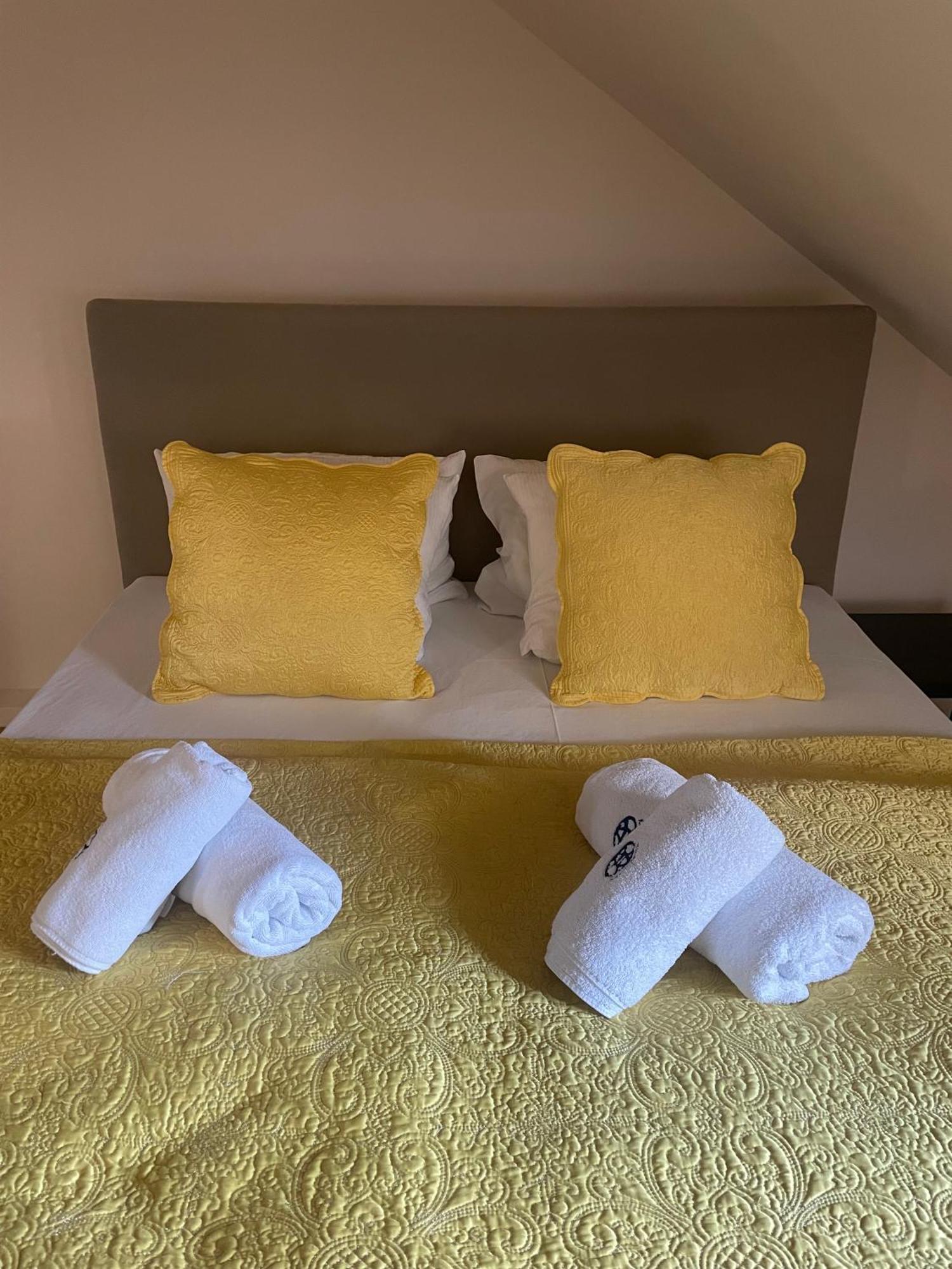 Kosmopolita Rooms Краков Экстерьер фото