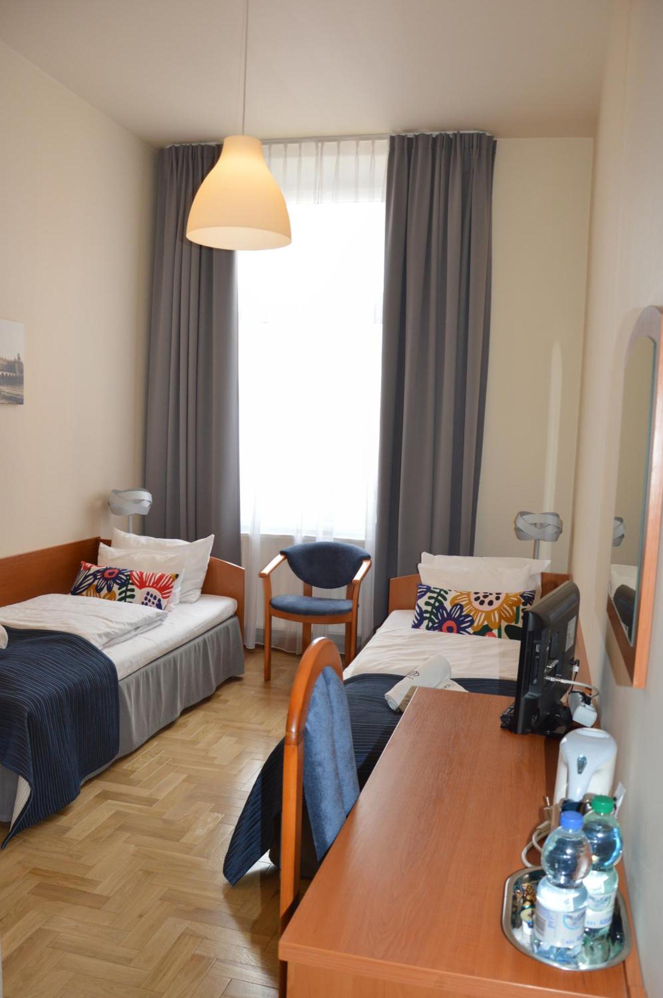 Kosmopolita Rooms Краков Экстерьер фото