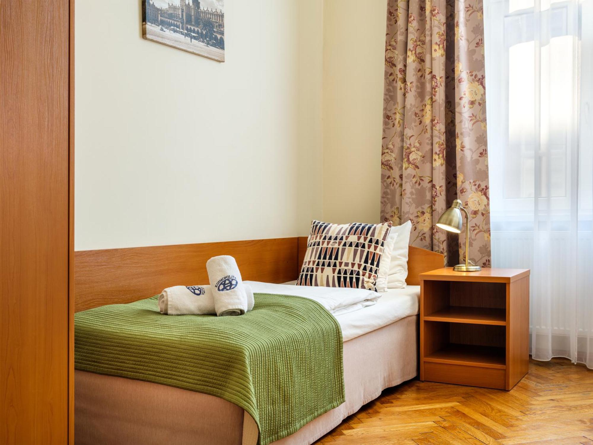 Kosmopolita Rooms Краков Экстерьер фото