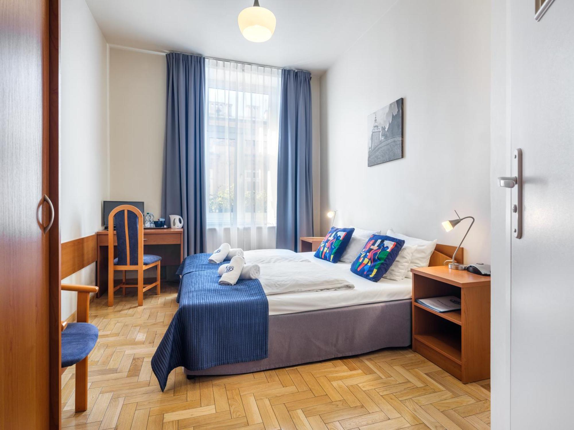 Kosmopolita Rooms Краков Экстерьер фото