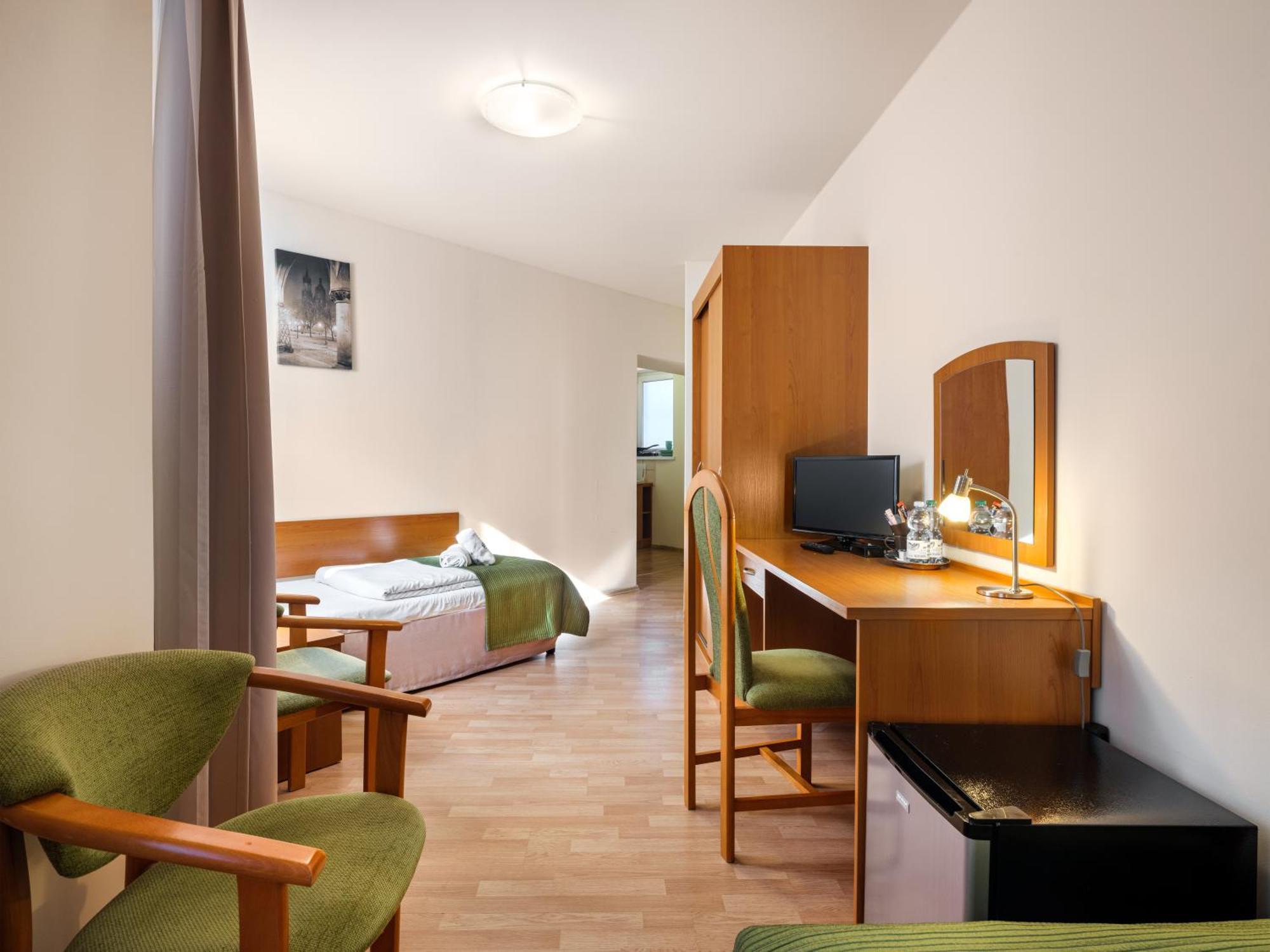 Kosmopolita Rooms Краков Экстерьер фото