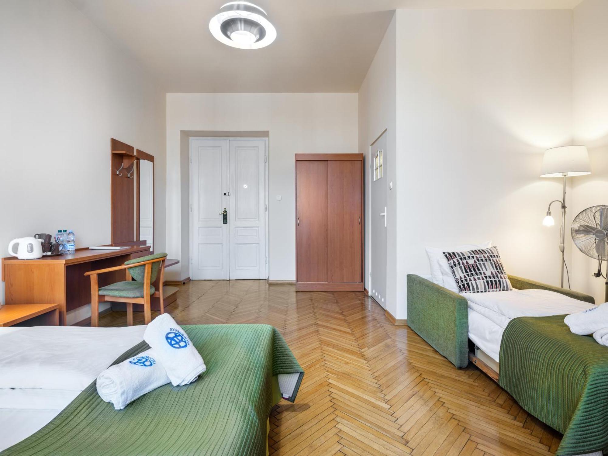 Kosmopolita Rooms Краков Экстерьер фото